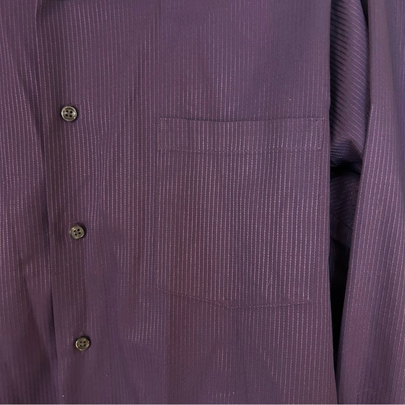 Van Heusen Men’s Purple Button Up Dress Shirt Striped Size XL Neck 17.5 Pocket - Picture 6 of 11